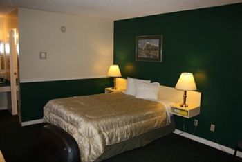 Northwoods Inn & Suites Saskatoon Zewnętrze zdjęcie